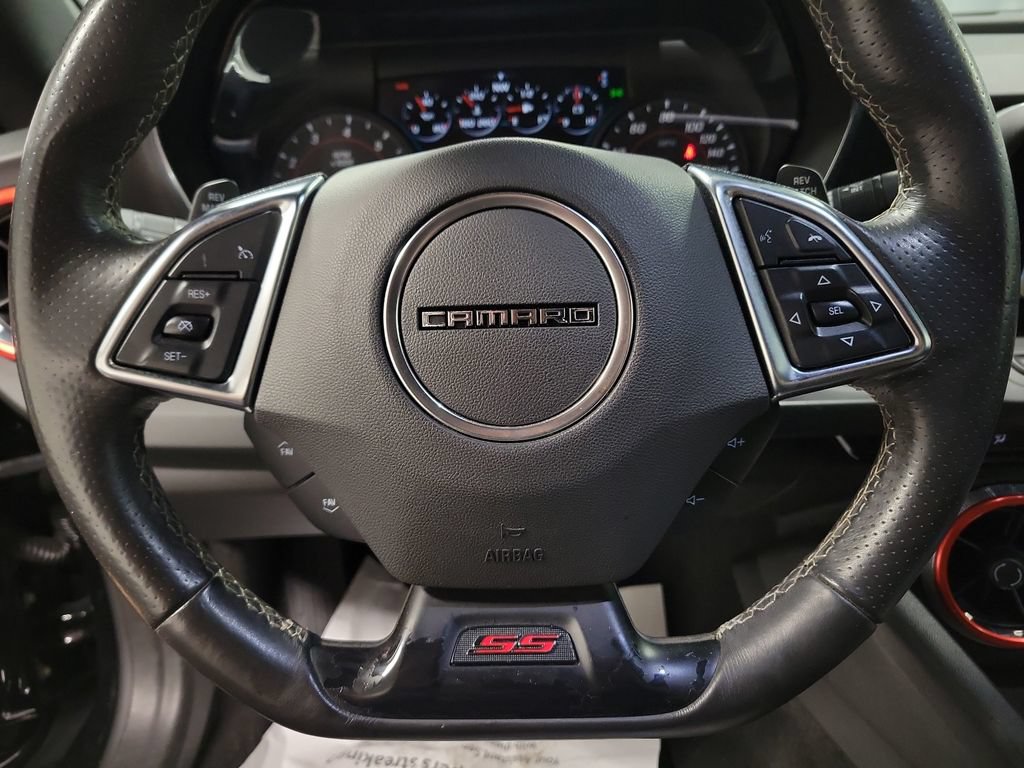 Used 2018 Chevrolet Camaro SS RWD image 23