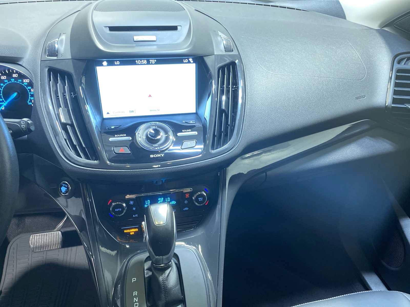 Used 2016 Ford Escape Titanium AWD/4WD image 16