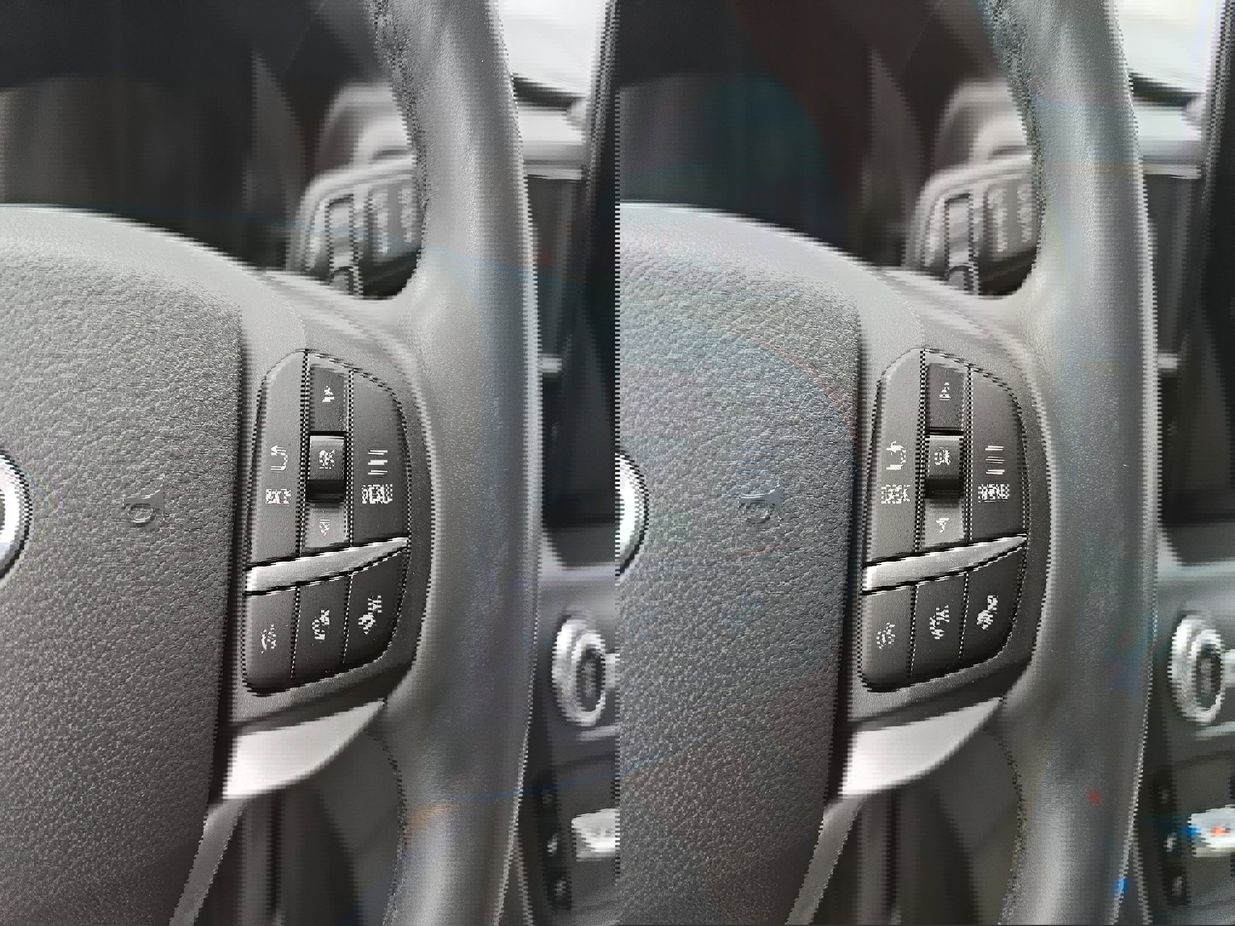 Used 2020 Ford Explorer Platinum w/ Premium Technology Package image 19