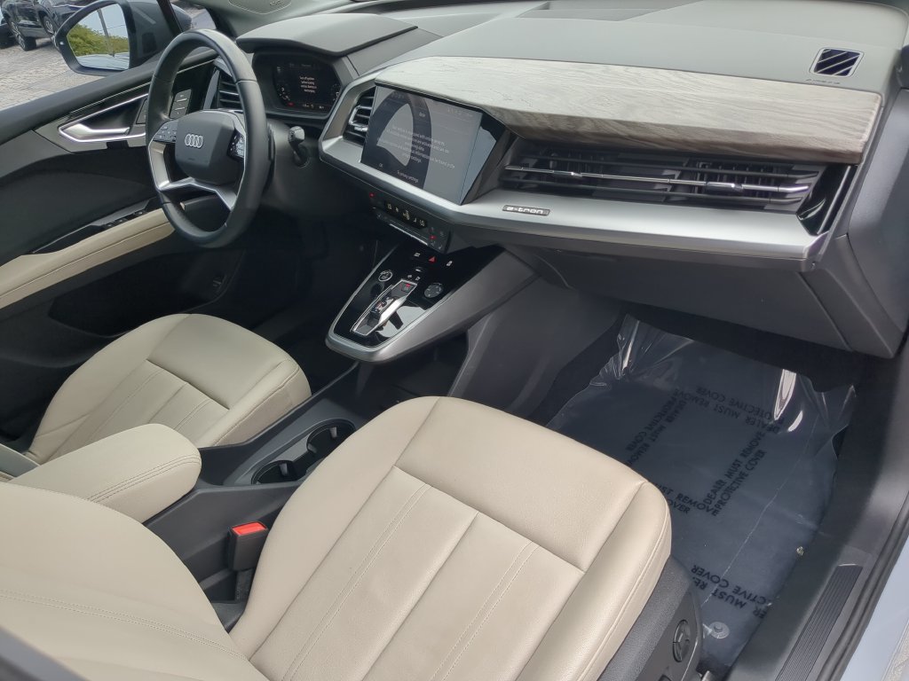 Used 2024 Audi Q4 e-tron Premium Plus AWD/4WD image 11