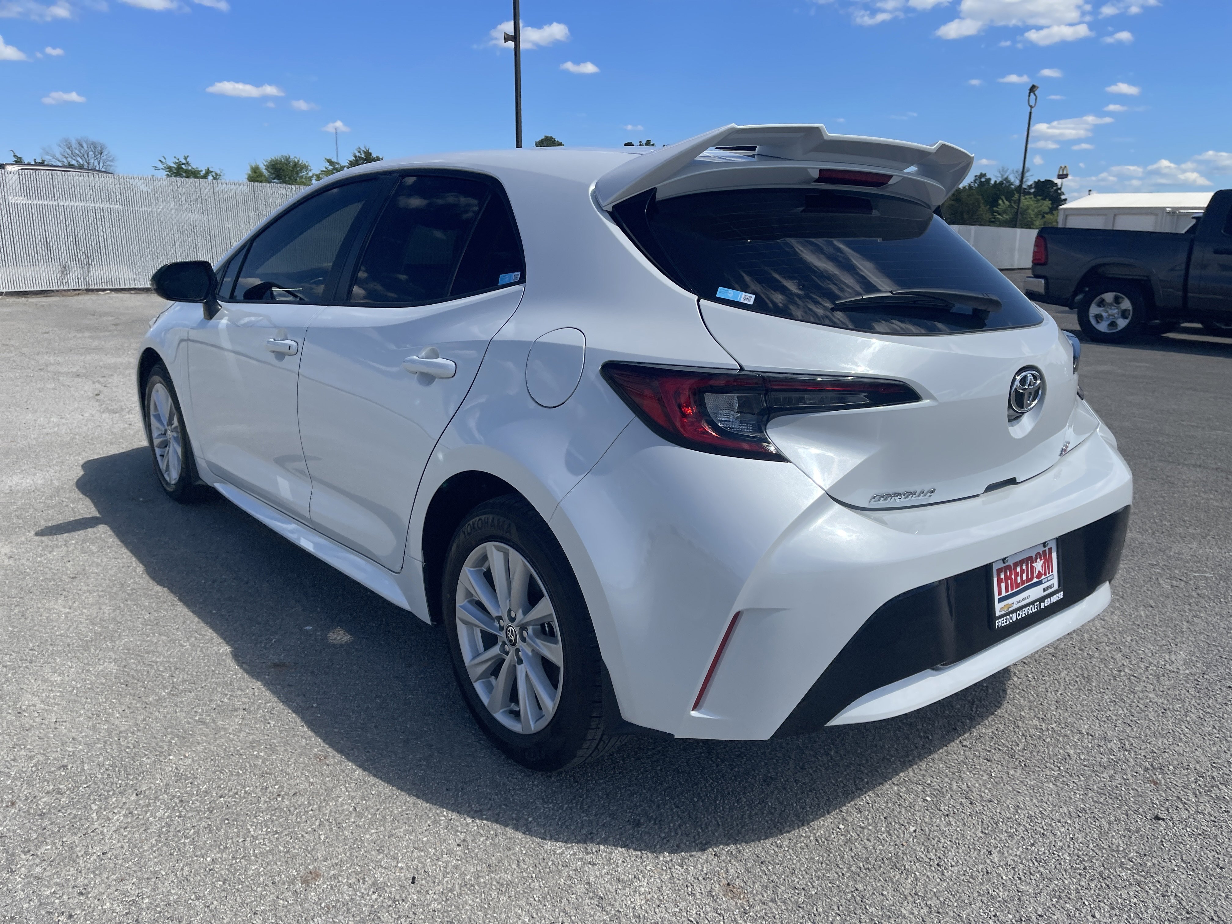 Used 2026 Toyota Corolla SE image 6