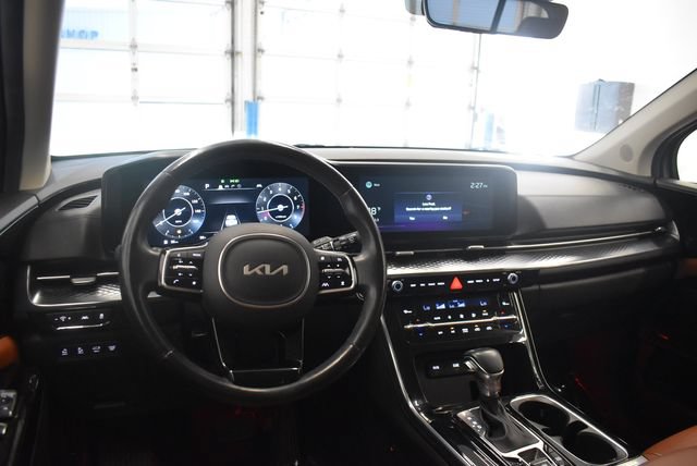 Used 2022 Kia Carnival SX Prestige FWD image 23