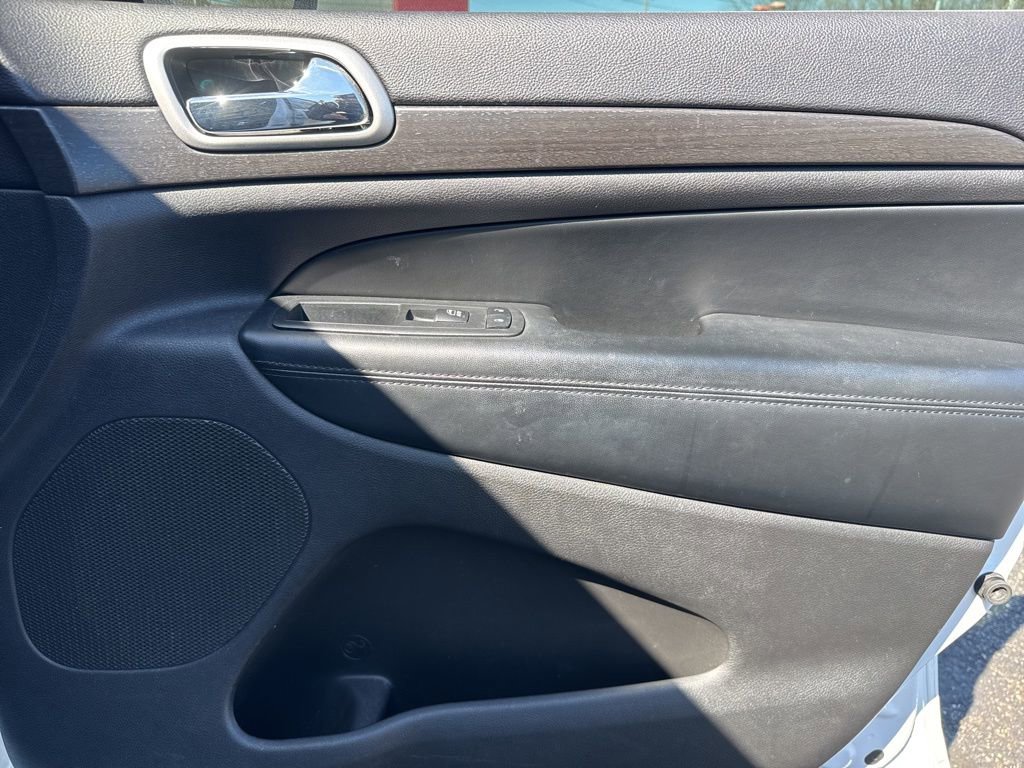 Used 2018 Jeep Grand Cherokee Altitude image 62