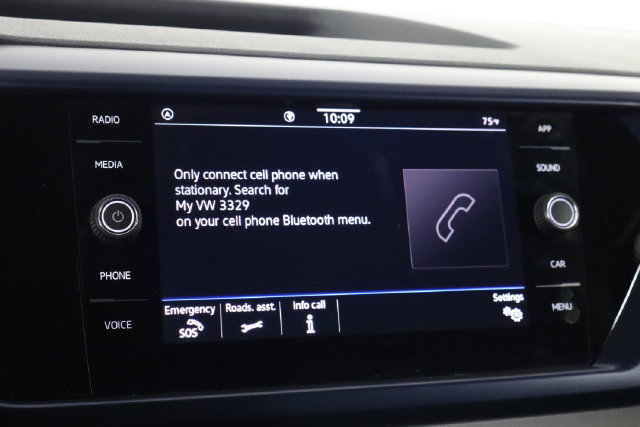 Used 2023 Volkswagen Taos SE FWD image 30