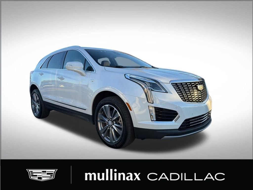 Certified 2025 Cadillac XT5 Premium Luxury