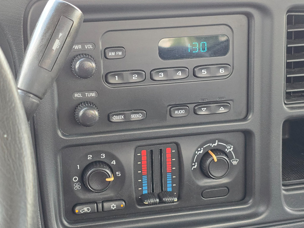 Used 2005 Chevrolet Silverado 1500 W/T AWD/4WD image 20