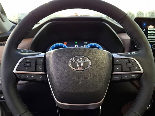 New 2026 Toyota Grand Highlander Platinum image 13