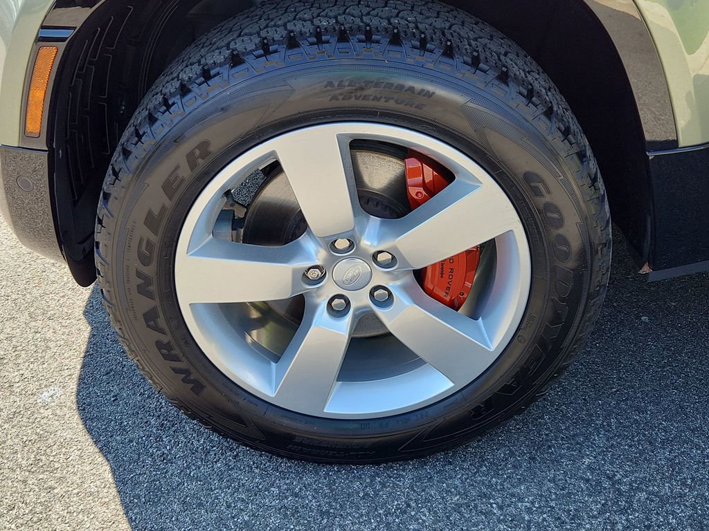 Used 2024 Land Rover Defender 110 X image 9