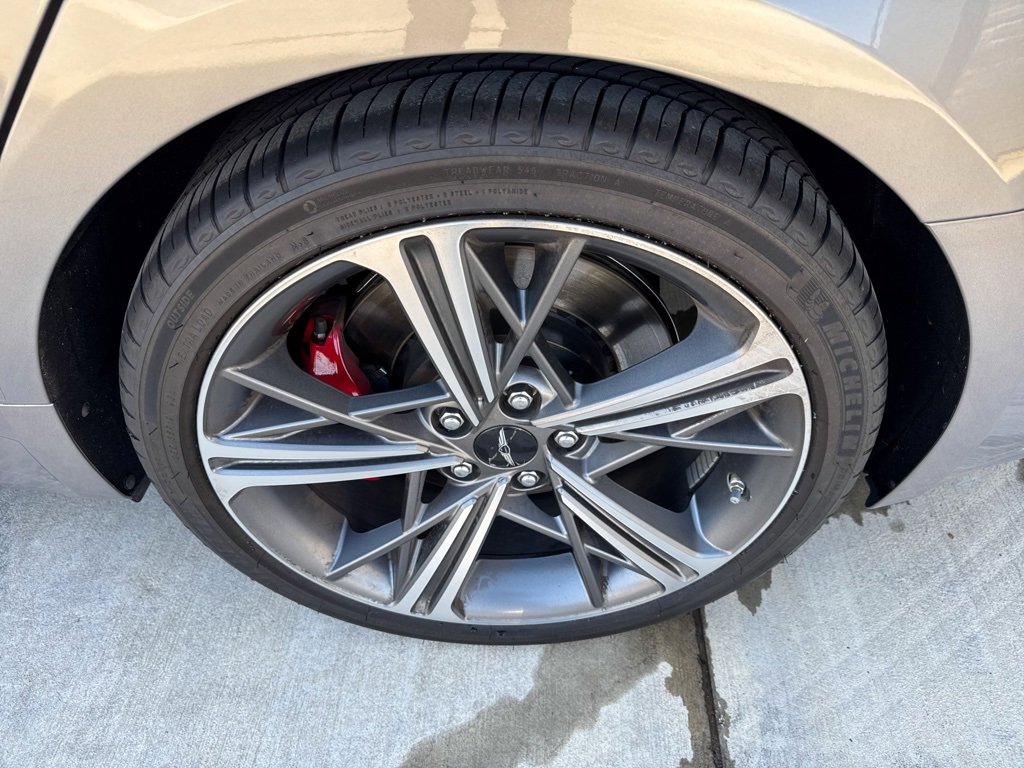 Used 2025 Genesis G70 2.5T w/ Sport Prestige Package image 20