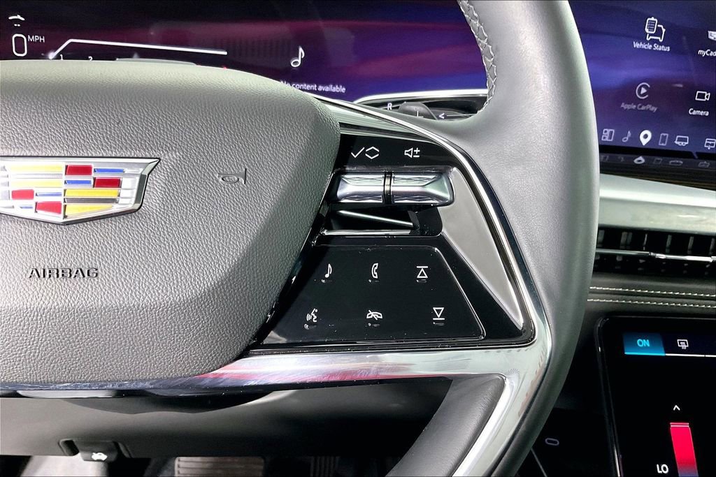 Used 2026 Cadillac Escalade 4WD image 28