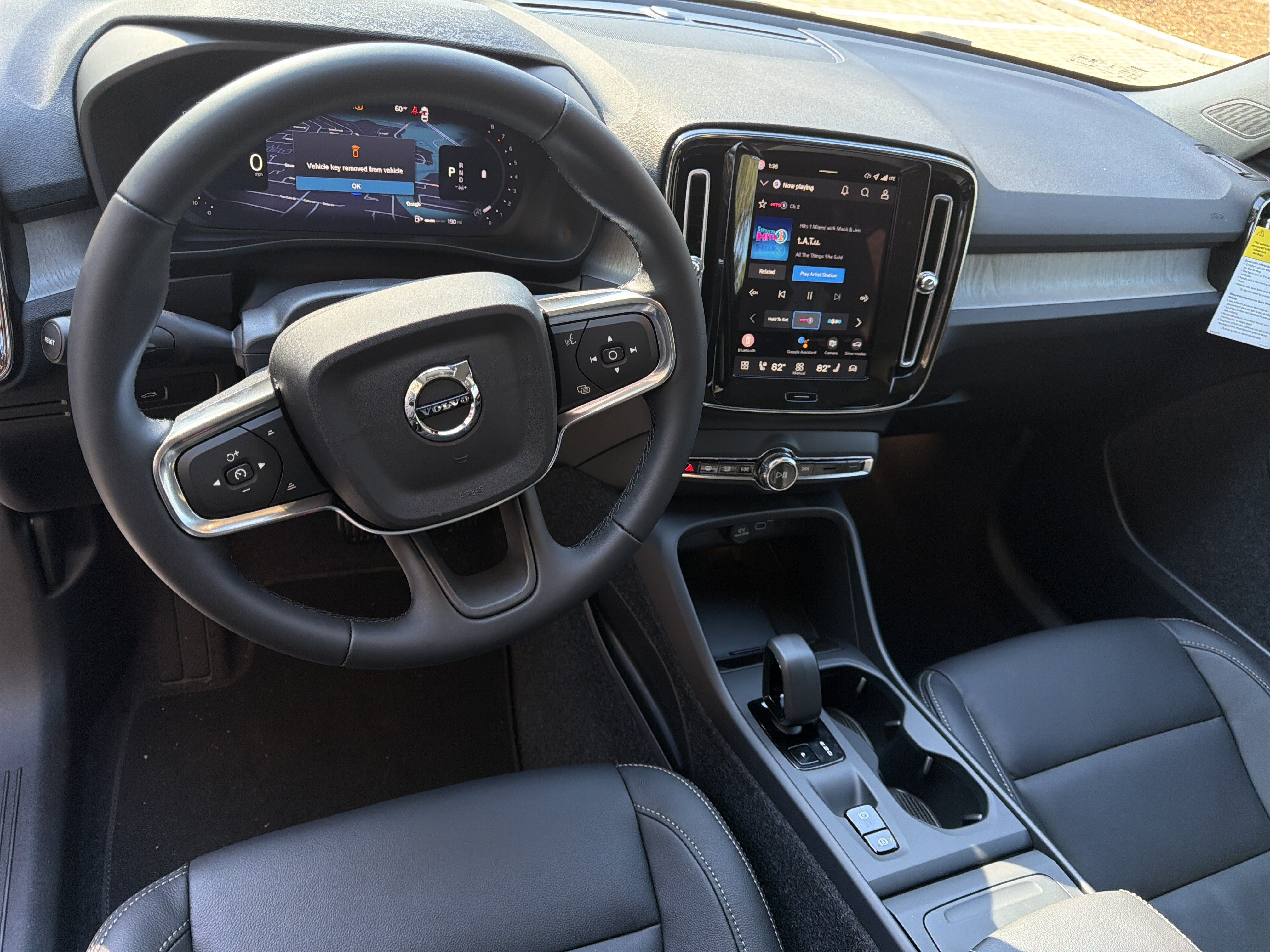 New 2026 Volvo XC40 B4 Core FWD image 18