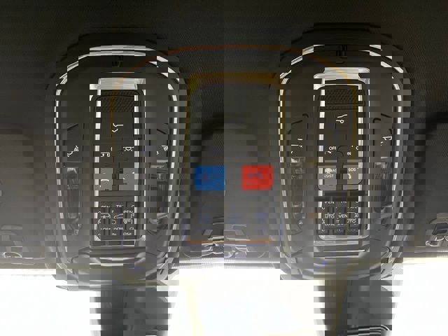 New 2025 Jeep Grand Cherokee Limited w/ Trailer Tow Package image 19