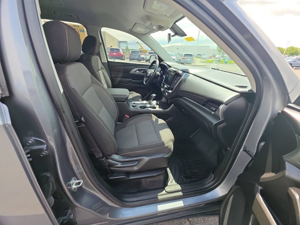 Used 2019 Chevrolet Traverse LT AWD/4WD image 32
