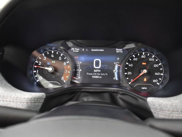 Used 2024 Jeep Compass Latitude w/ Sun and Sound Group image 11