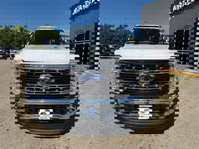 New 2025 Ford F550 4x4 SuperCab Super Duty image 2