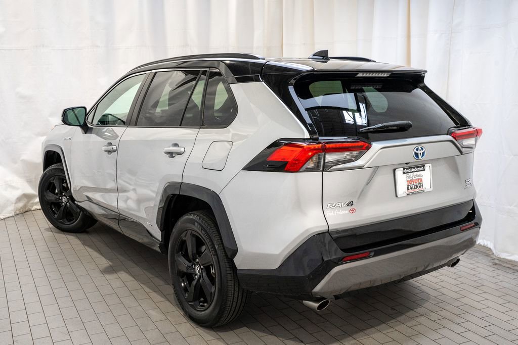 Used 2019 Toyota RAV4 XSE image 3