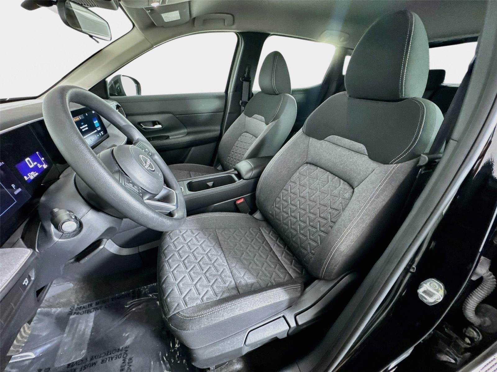 Certified 2025 Nissan Kicks SV FWD image 11