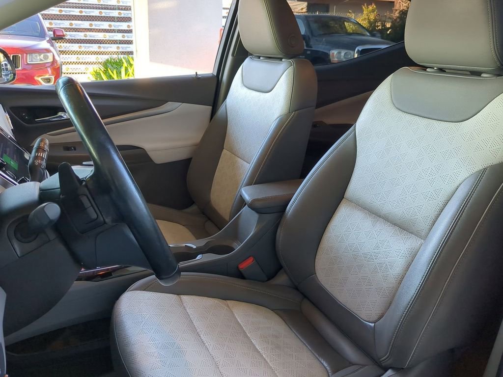 Used 2022 Chevrolet Bolt EUV Premier image 6