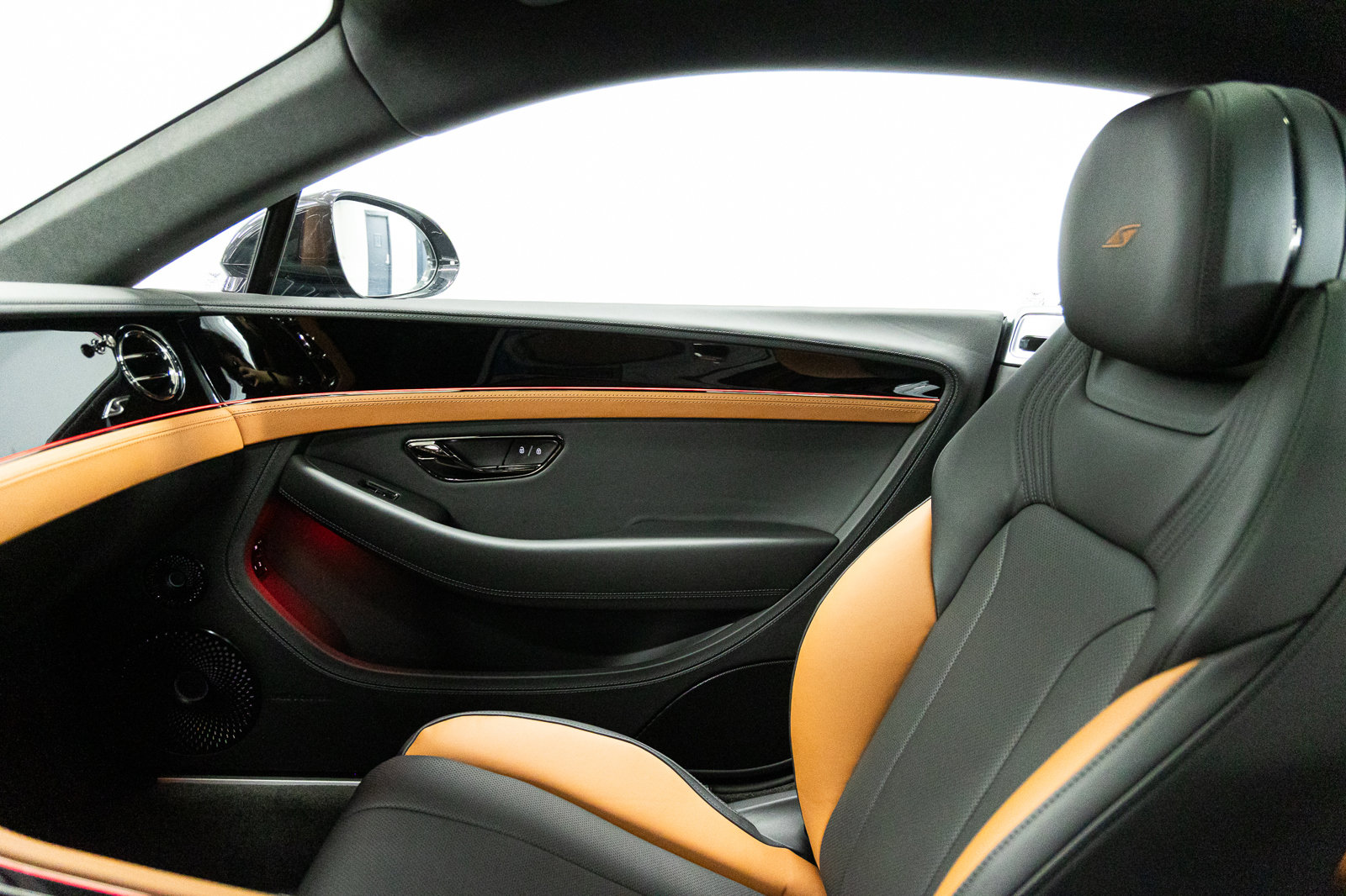 New 2026 Bentley Continental GT AWD/4WD image 40