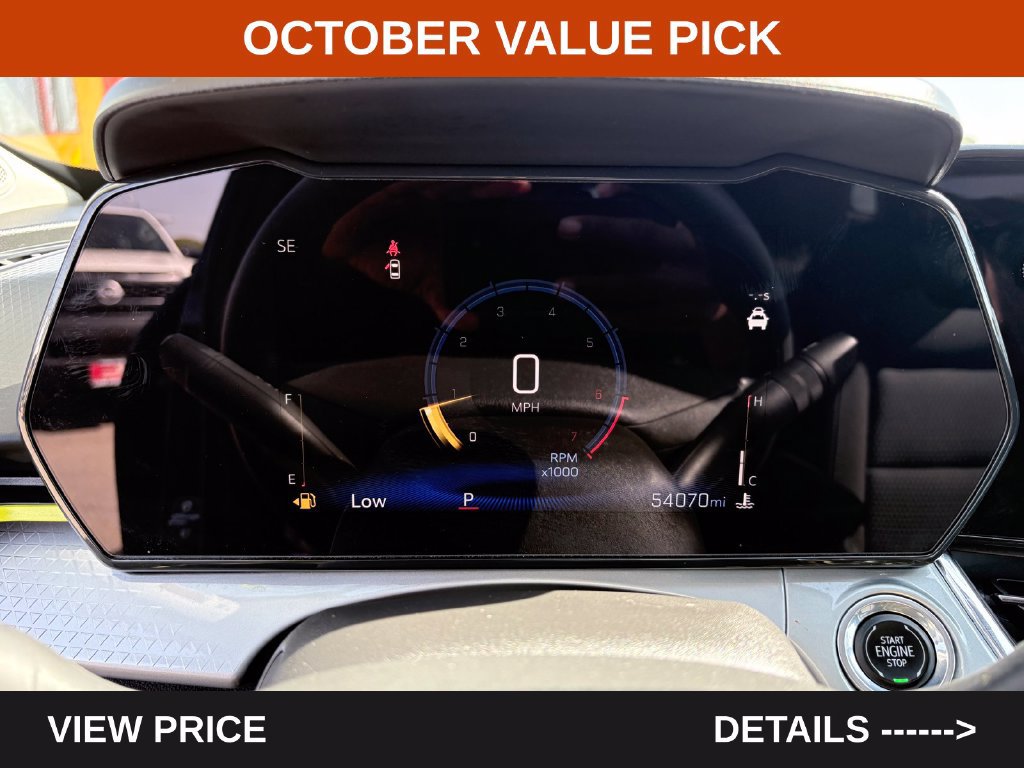 Used 2025 Chevrolet Trax LT FWD image 23
