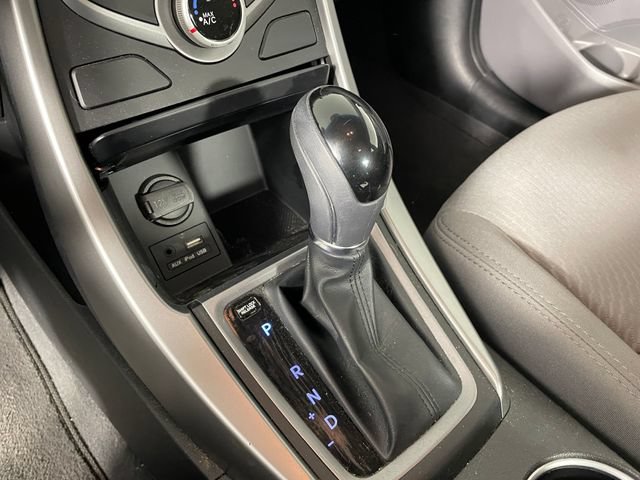 Used 2016 Hyundai Elantra SE FWD image 9