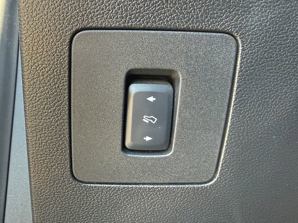 Used 2016 Ford F150 Platinum w/ Technology Package image 27