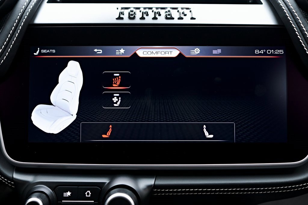 Used 2019 Ferrari GTC4Lusso T image 94