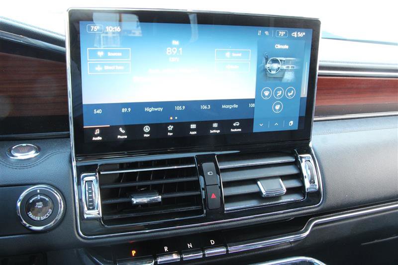 Used 2022 Lincoln Navigator Reserve image 25