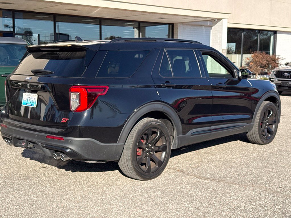 Used 2024 Ford Explorer ST w/ Equipment Group 401A AWD/4WD image 12