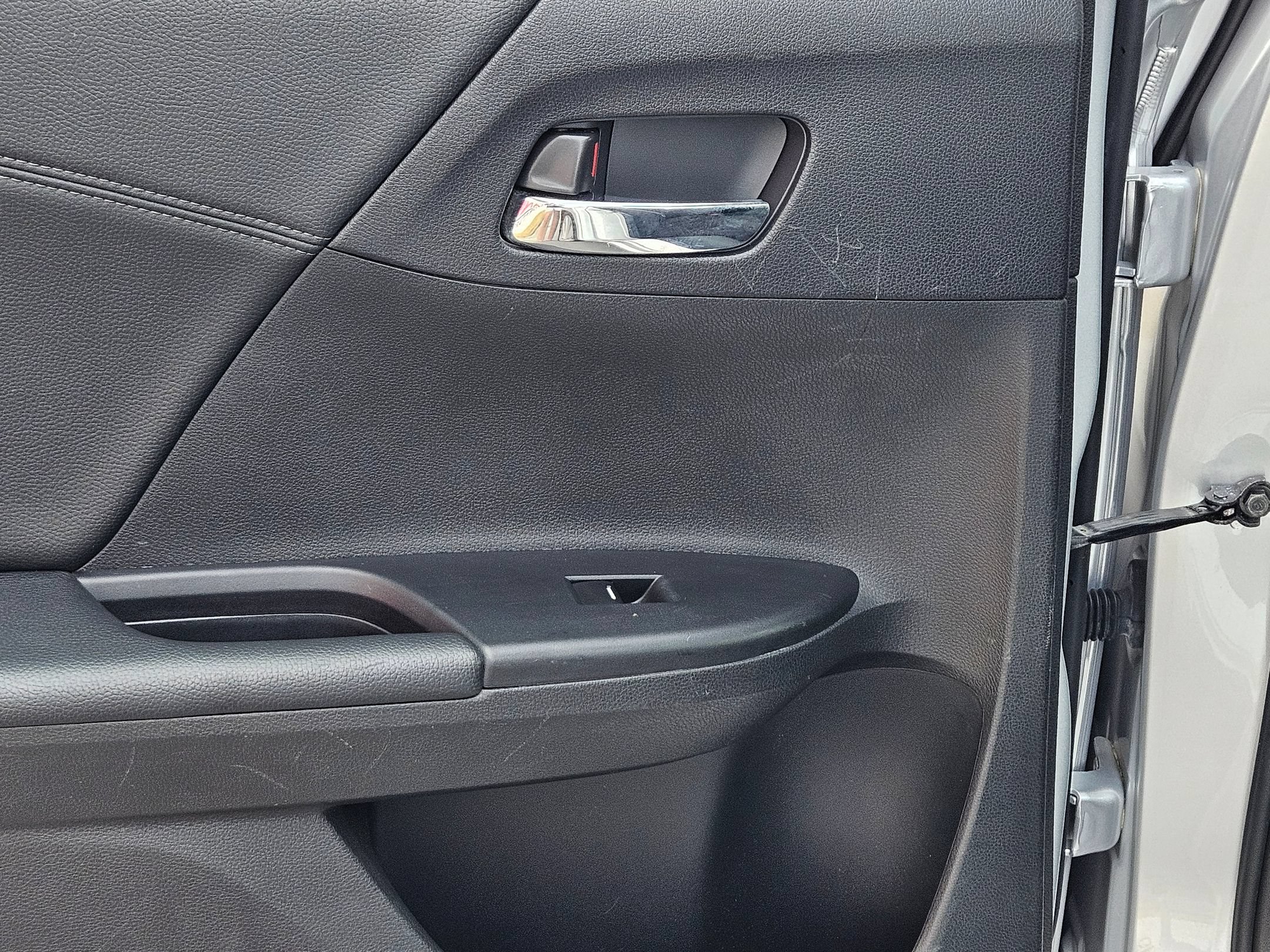 Used 2013 Honda Accord EX image 24