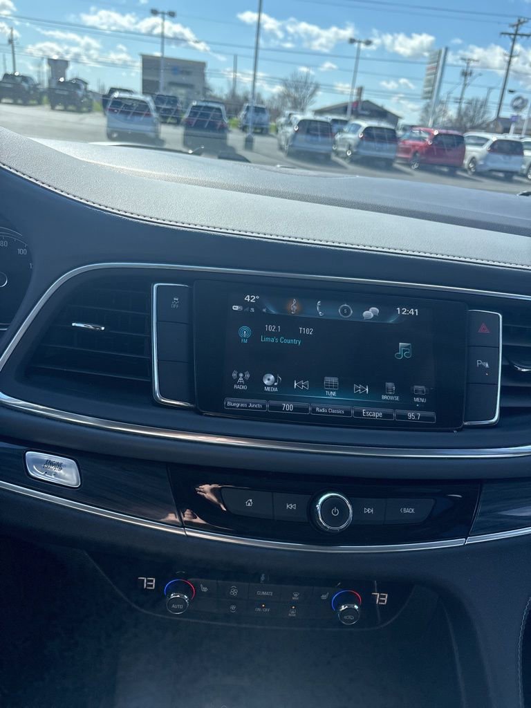 Used 2019 Buick Enclave Essence image 62