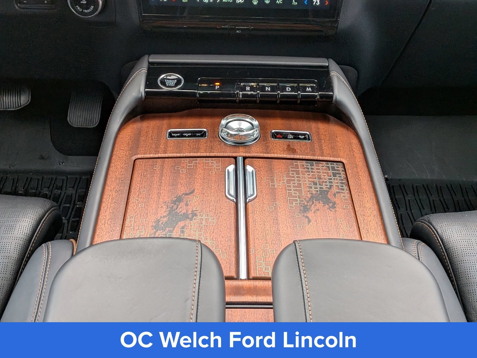 Certified 2025 Lincoln Navigator Black Label AWD/4WD image 23