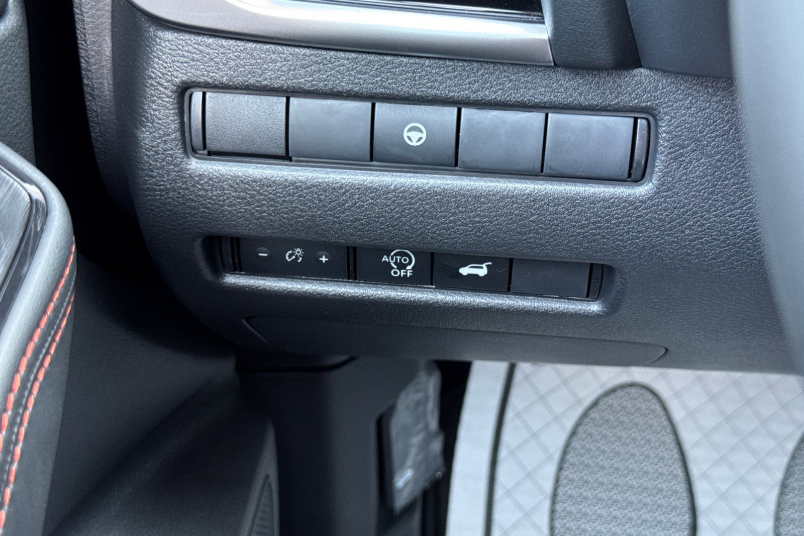 New 2026 Nissan Rogue SV AWD/4WD image 31