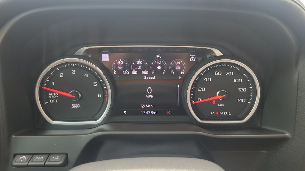 Used 2020 Chevrolet Silverado 1500 High Country w/ Technology Package AWD/4WD image 22