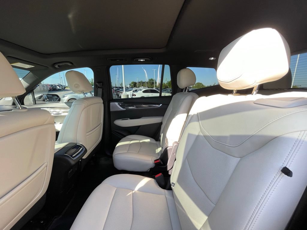 Used 2021 Cadillac XT6 Sport AWD/4WD image 27