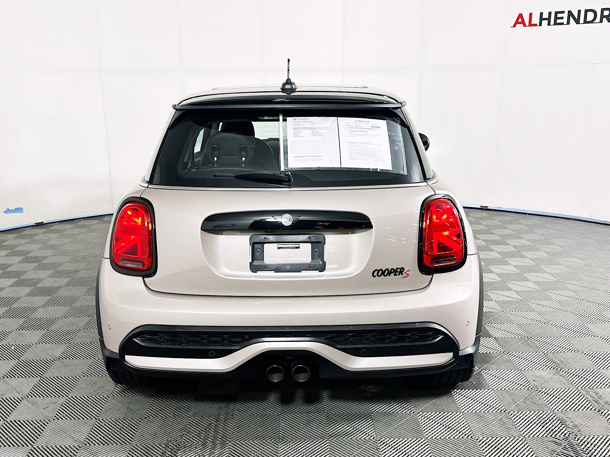 Used 2023 MINI Cooper S image 4