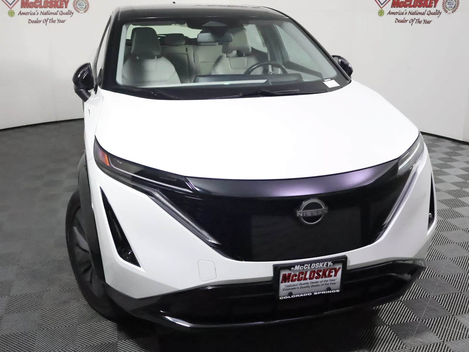 Used 2023 Nissan Ariya AWD image 18