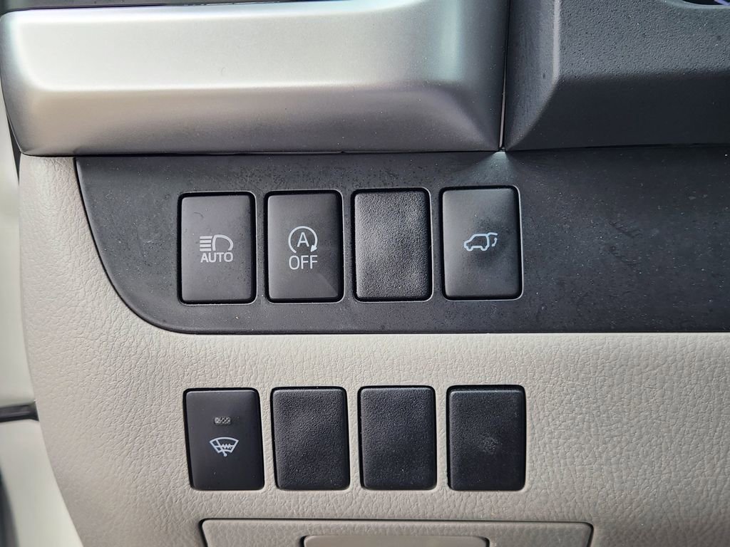 Used 2019 Toyota Highlander XLE image 21