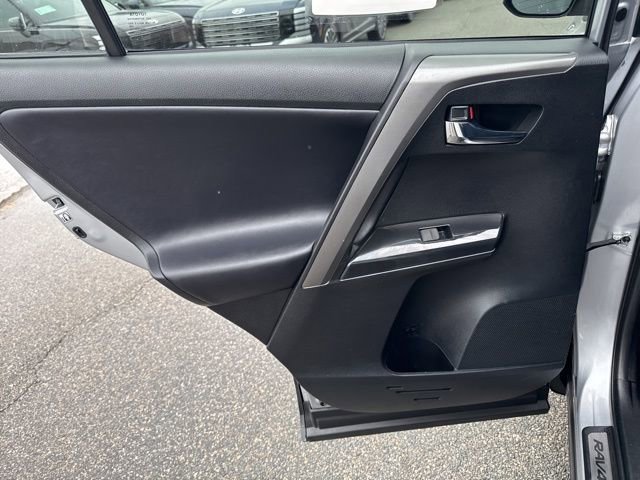 Used 2017 Toyota RAV4 SE image 51