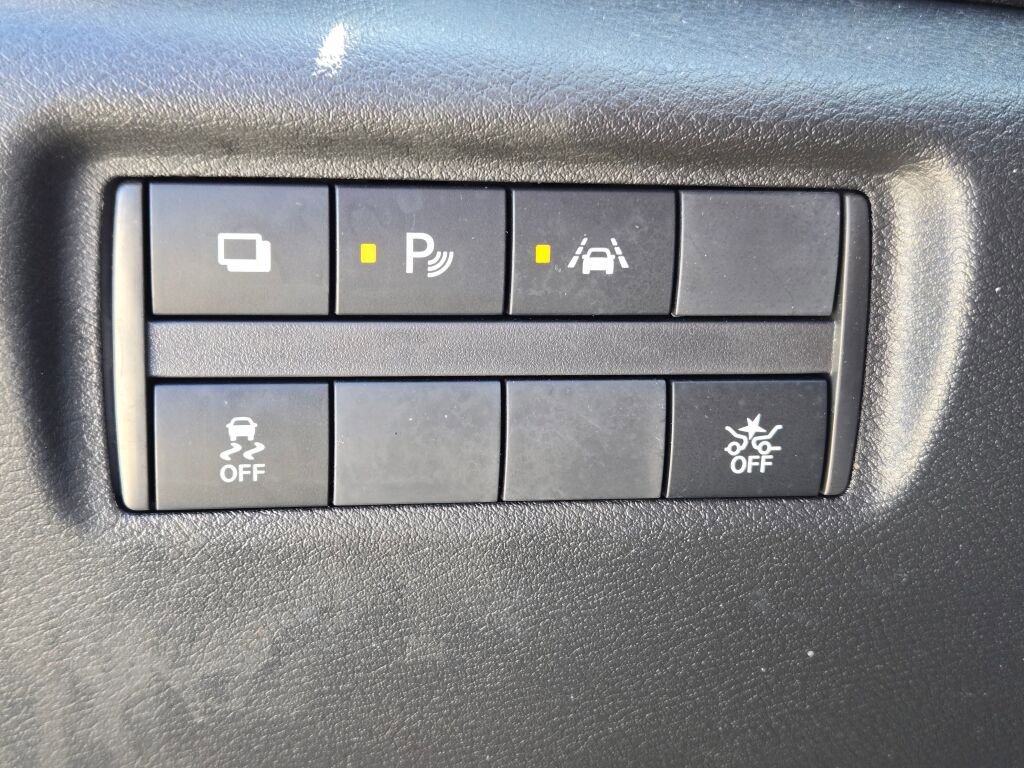 Used 2023 Nissan Versa S w/ Trunk Package FWD image 20