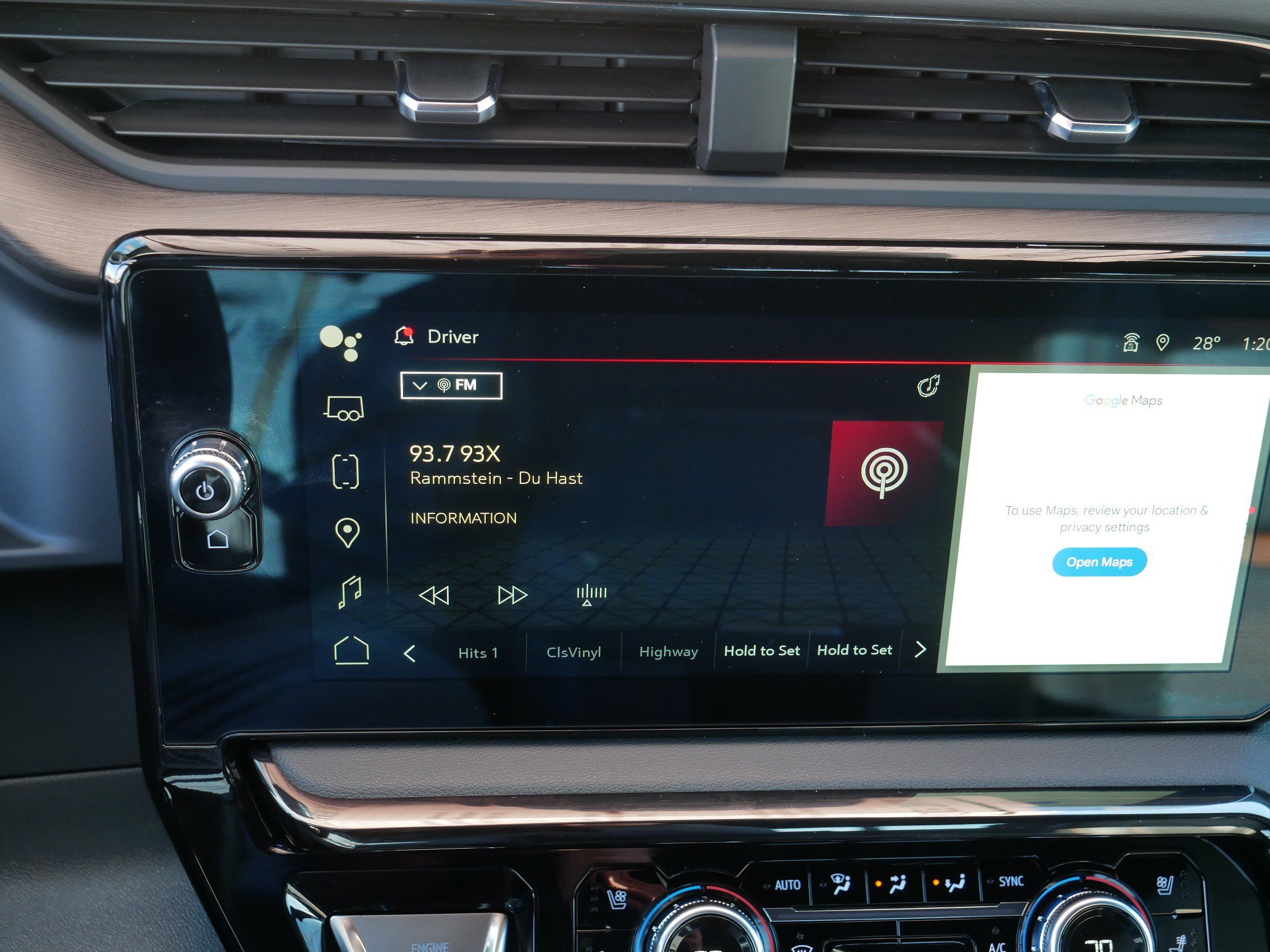 Certified 2024 GMC Sierra 1500 AT4 w/ Technology Package image 22