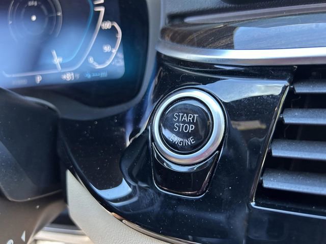 Used 2023 BMW 530e xDrive image 36