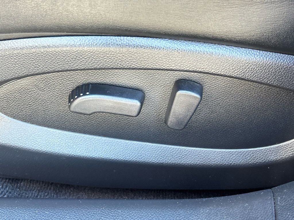 Used 2016 INFINITI QX50 2WD w/ Premium Plus Package image 17