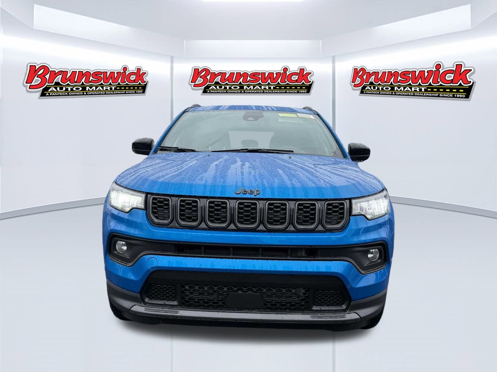 New 2026 Jeep Compass Latitude AWD/4WD image 2