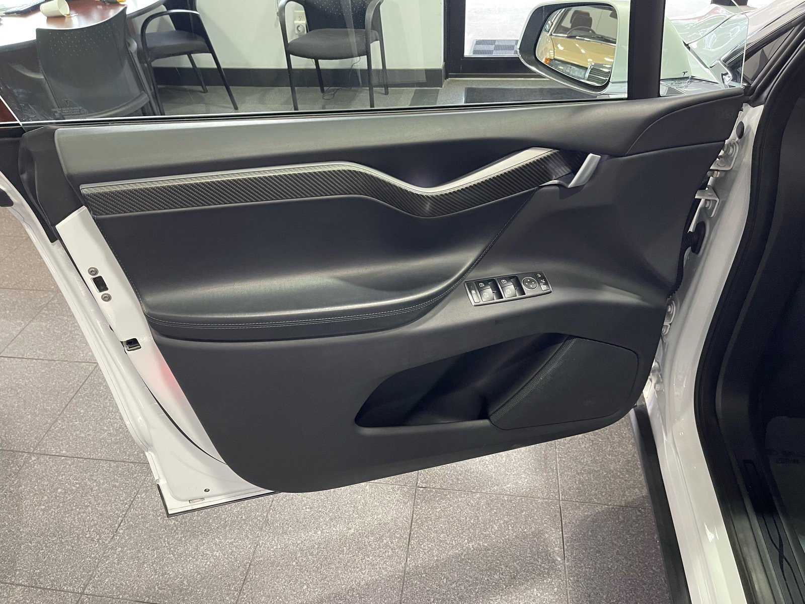 Used 2021 Tesla Model X Performance image 25