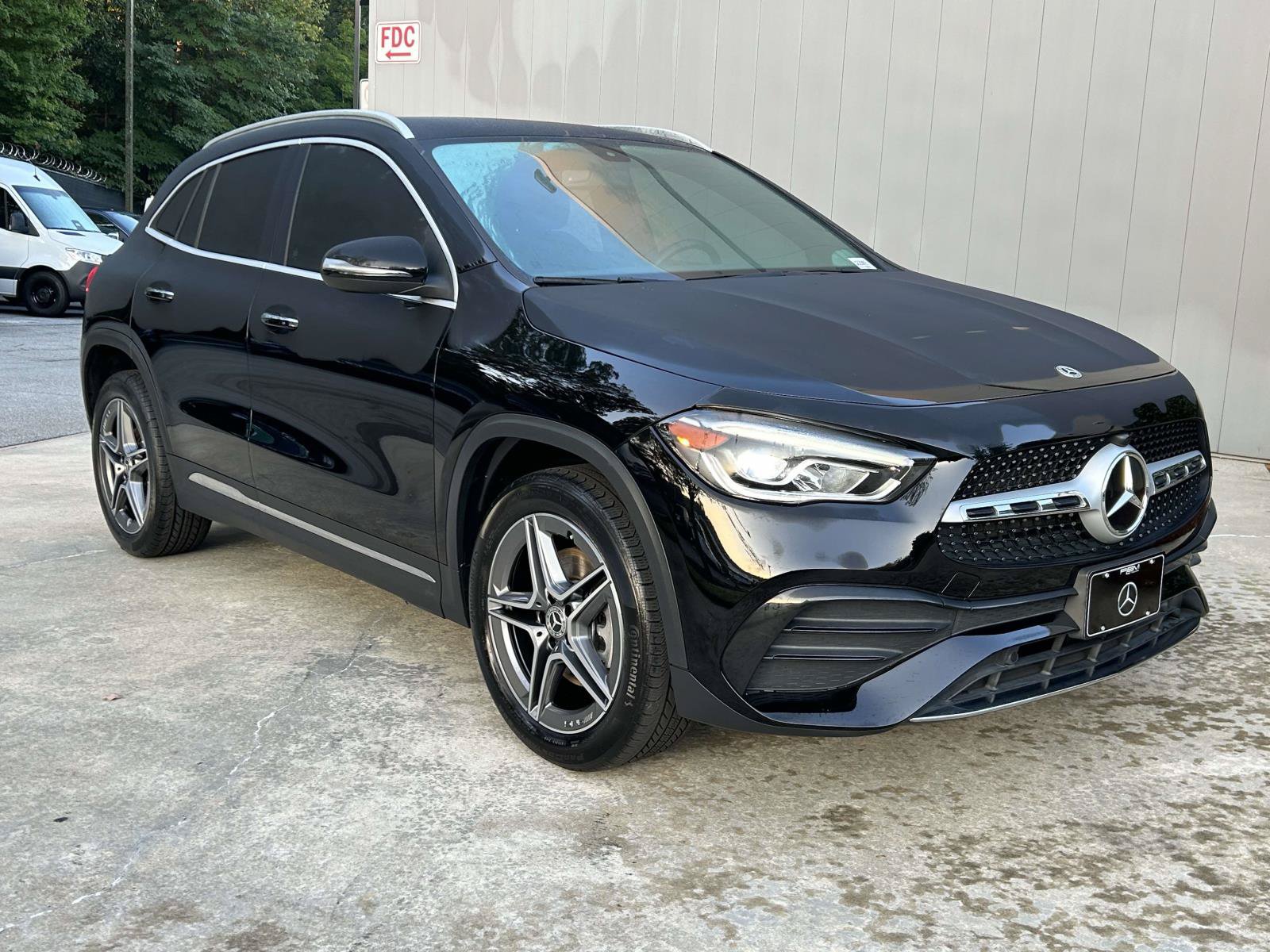 Used 2023 Mercedes-Benz GLA 250 4MATIC image 4