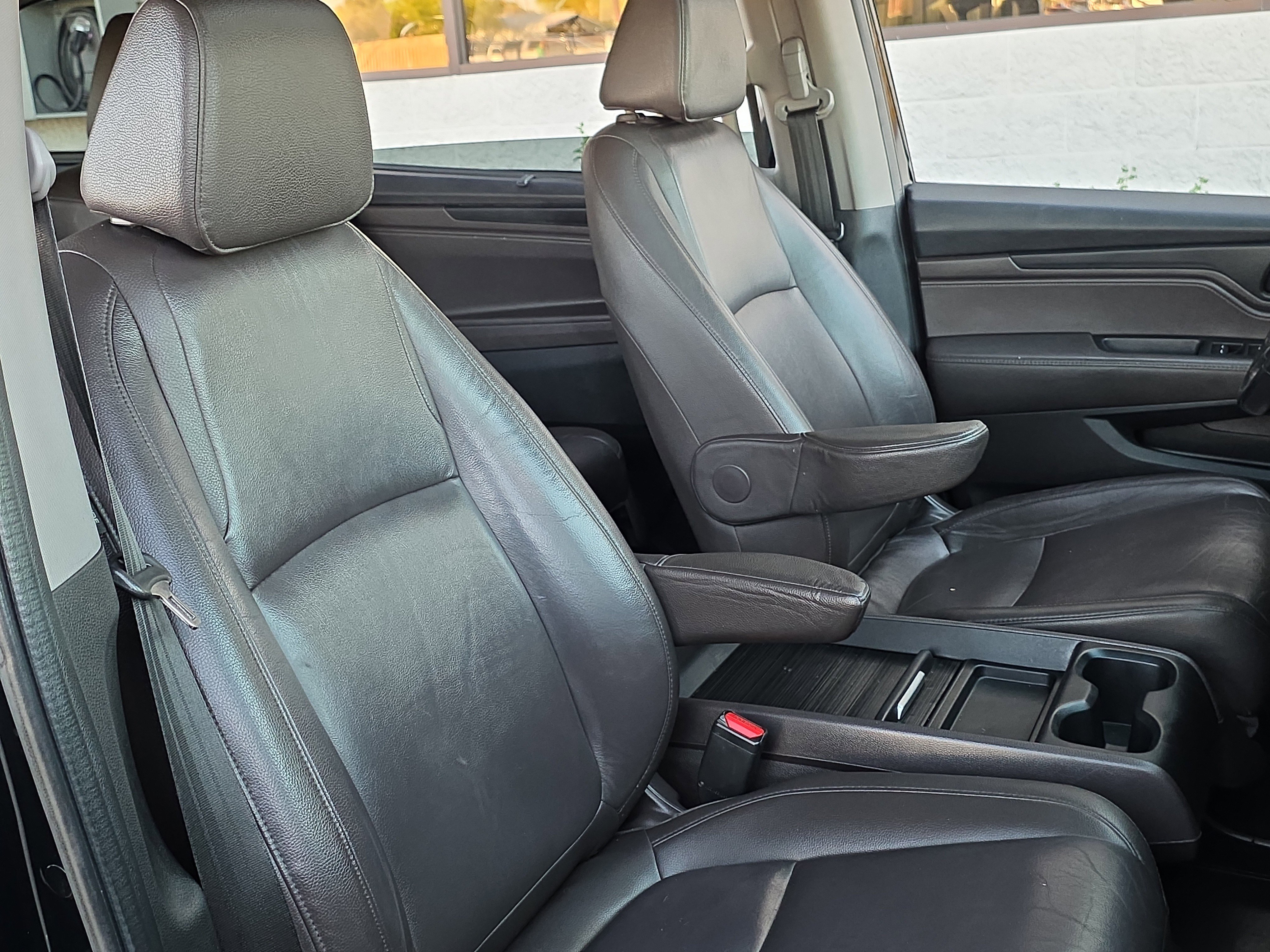 Used 2018 Honda Odyssey EX-L image 33