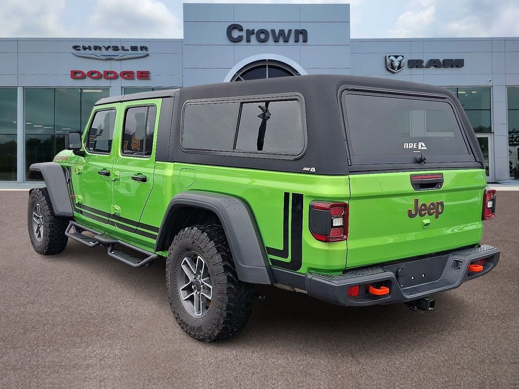 Used 2025 Jeep Gladiator Mojave w/ Convenience Group image 4