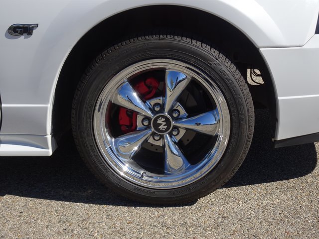 Used 2001 Ford Mustang GT Premium RWD image 27