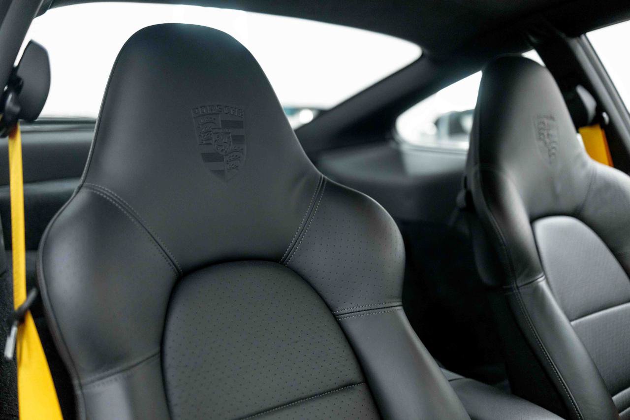 Used 2002 Porsche 911 GT2 RWD image 58